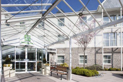 почивка в Holiday Inn Bristol Airport