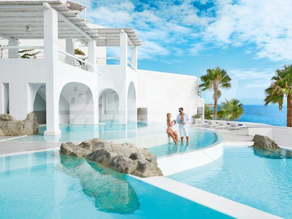 почивка в Grecotel Mykonos Blu