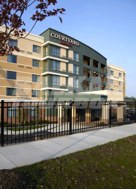 holiday in Courtyard by Marriott Pittsburgh Airport Settlers Ridge