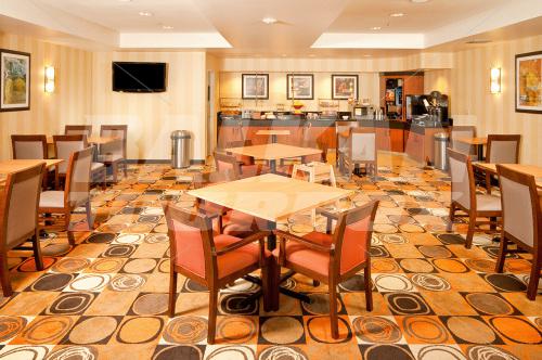 holiday in Fairfield Inn & Suites by Marriott San Francisco Airport/Millbrae