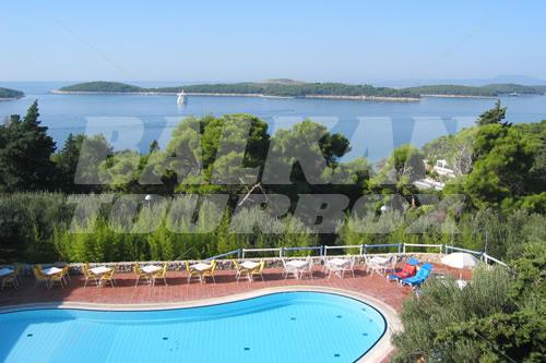 holiday in Pharos Hvar Bayhill