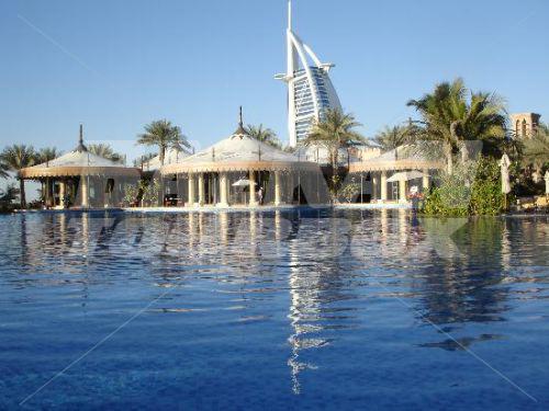 holiday in Al Qasr