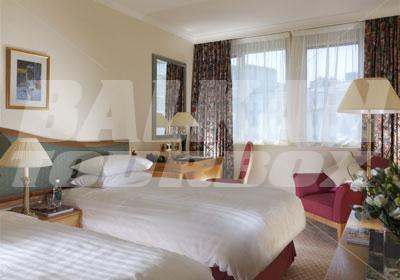 holiday in Lancaster London