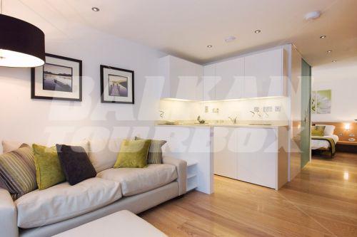 holiday in Think Apartments Earls Court London