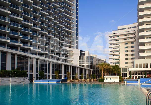 holiday in Eden Roc Renaissance by Marriott Miami Beach