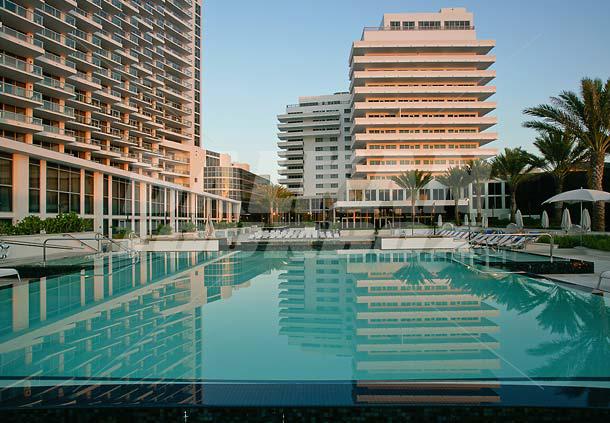 holiday in Eden Roc Renaissance by Marriott Miami Beach