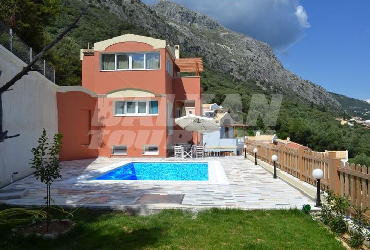 holiday in  Barbati - villa 02, 3 bedrooms