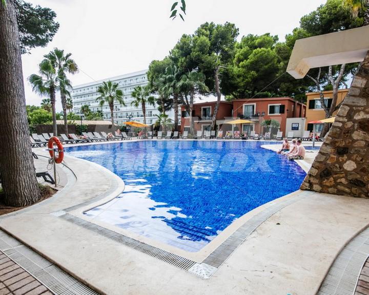 почивка в Occidental Playa de Palma 4* (ex.Barcelo Pueblo Park) 