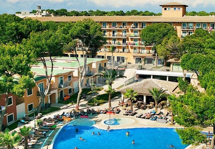 почивка в Occidental Playa de Palma 4* (ex.Barcelo Pueblo Park) 