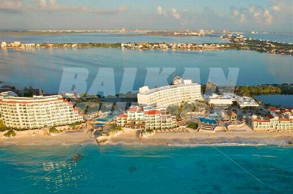 holiday in Grand Park Royal Cancun Caribe