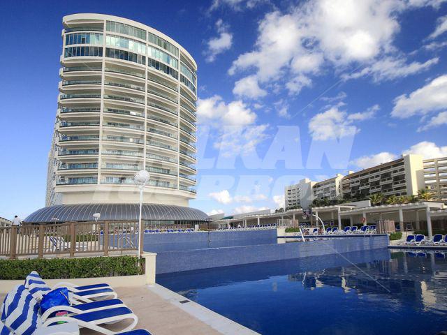 holiday in Great Parnassus Resort and Spa Cancun