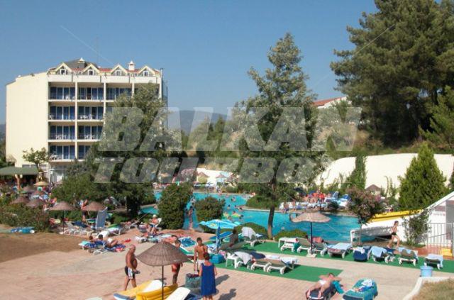 holiday in Kervansaray