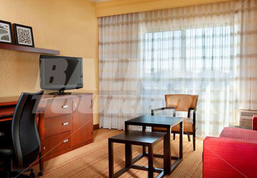 holiday in Courtyard by Marriott Dallas Central Expressway