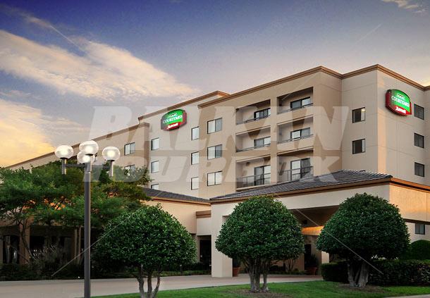 holiday in  Courtyard by Marriott Dallas Central Expressway