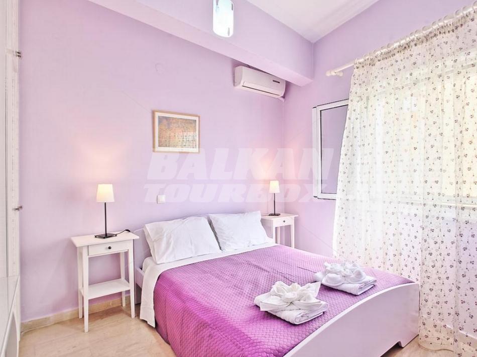 почивка в Kaminaki Beachfront Apartments