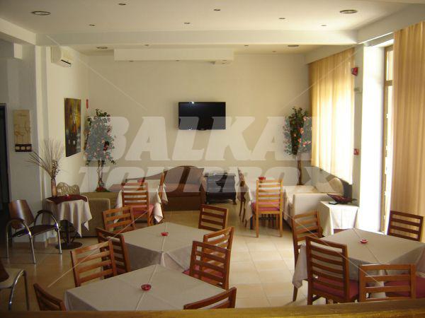 holiday in Thalia Apartments