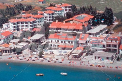 почивка в Hydrele Beach Hotel and Village