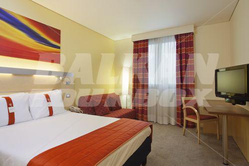 holiday in Holiday Inn Express Bergamo West