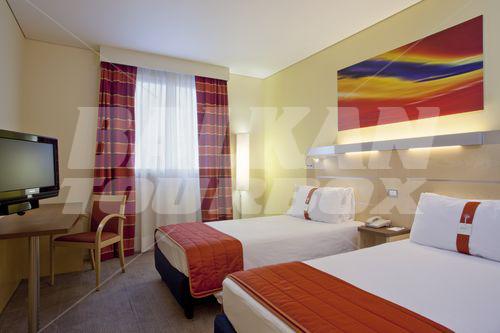 holiday in Holiday Inn Express Bergamo West