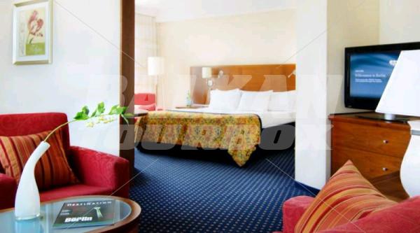 почивка в Courtyard by Marriott Berlin City Center