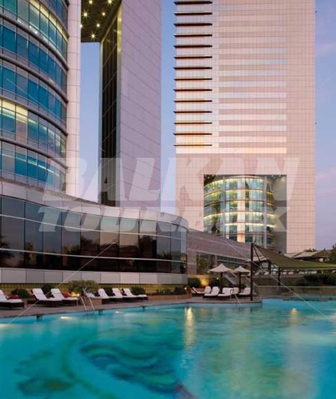 почивка в Jumeirah Emirates Towers