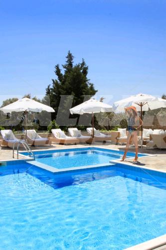 почивка в Aegean Suites Hotel