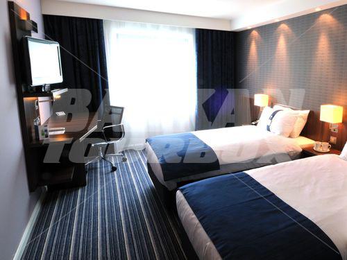 holiday in Holiday Inn Express London Heathrow T5