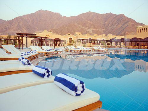 почивка в Miramar Al Aqah Beach Resort