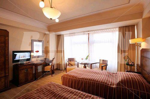 holiday in Best Western Premier Majestic Plaza