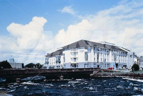 holiday in Jurys Inn Galway