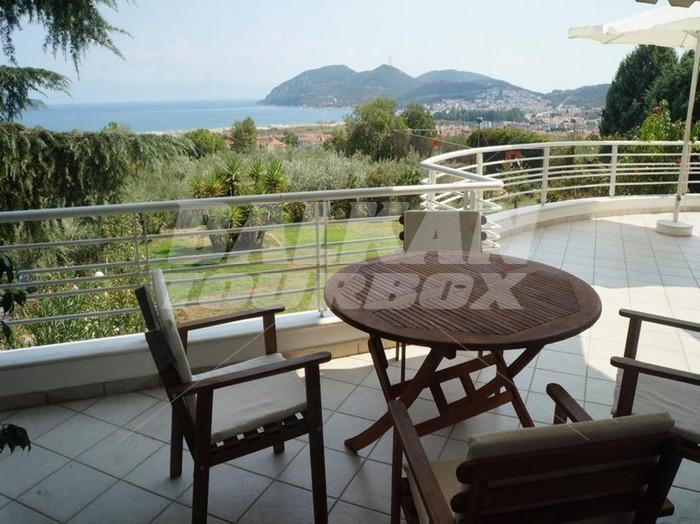 holiday in Nea Iraklitsa - villa 01, 4 bedrooms