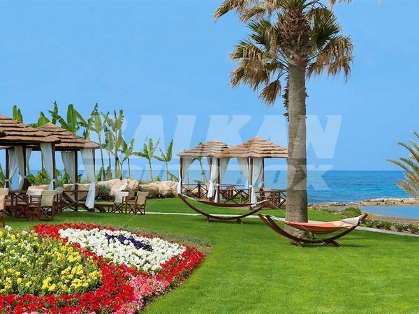 почивка в Pioneer Beach Hotel