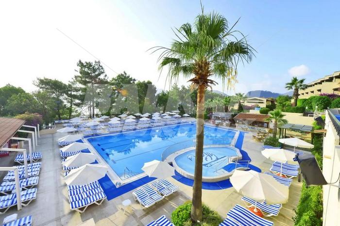 почивка в Labranda Mares Marmaris