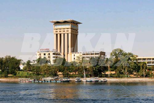 почивка в Moevenpick Resort Aswan