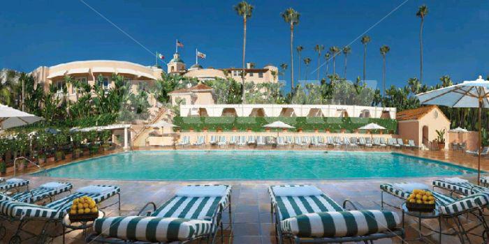 holiday in Beverly Hills Hotel & Bungalows