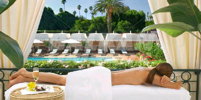 holiday in Beverly Hills Hotel & Bungalows