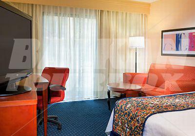 holiday in Courtyard by Marriott Dallas Arlington - Entertainment District