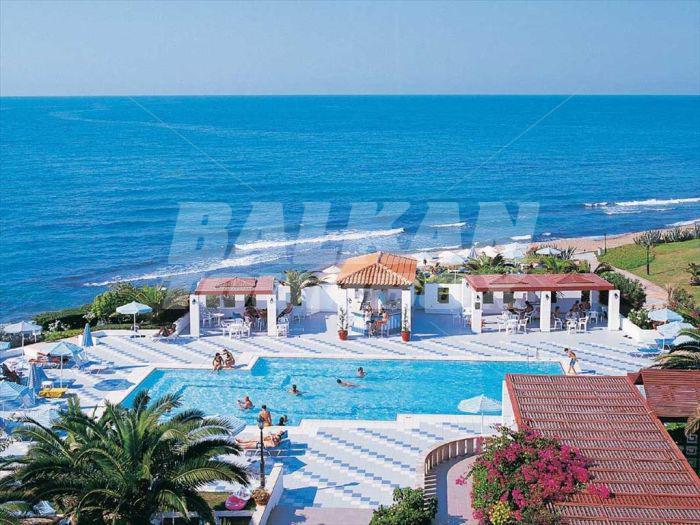 почивка в Creta Royal Hotel