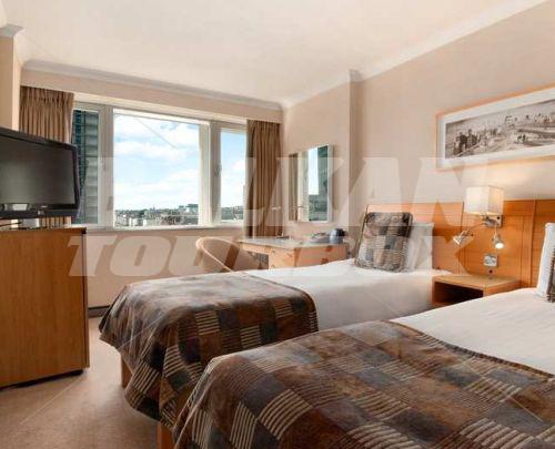 holiday in Hilton London Metropole