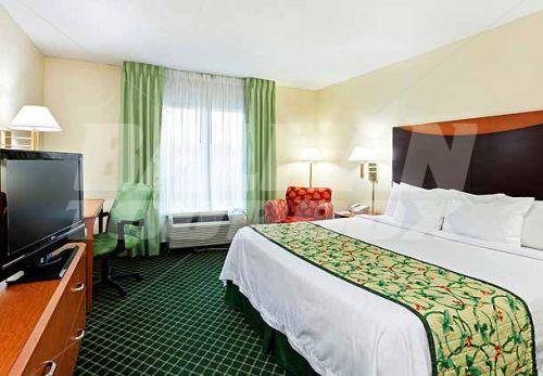 holiday in Fairfield Inn & Suites by Marriott Charlotte Arrowood