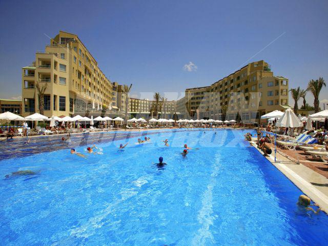 почивка в Silence Beach Resort