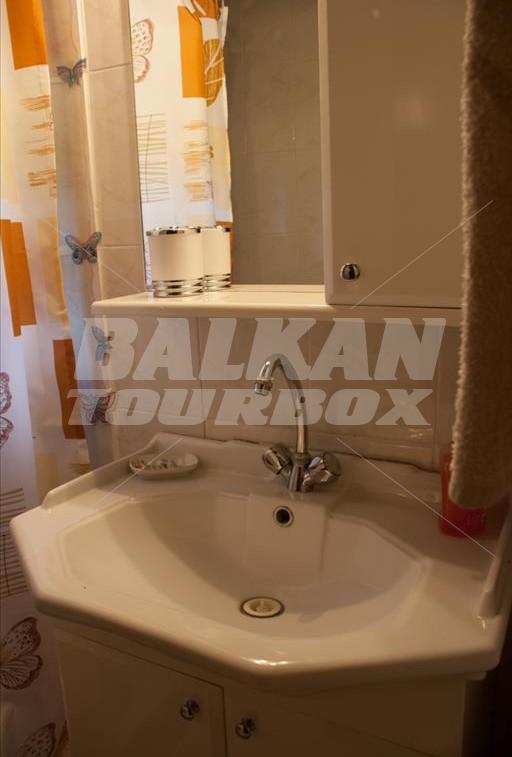 holiday in Anavyssos - villa 02, 8 bedrooms