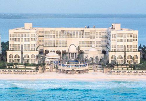 holiday in CasaMagna Marriott Cancun Resort