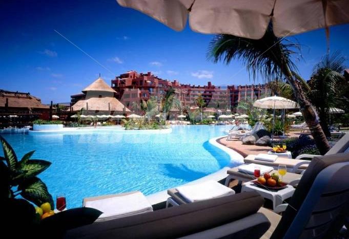 почивка в Sheraton La Caleta