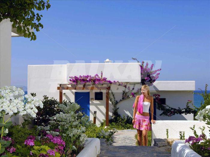 почивка в Knossos Beach Bungalows and Suites