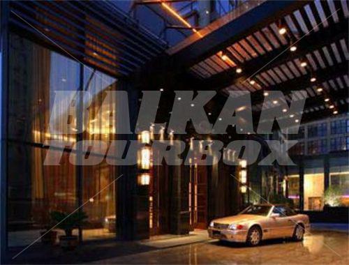 почивка в Howard Johnson All Suites