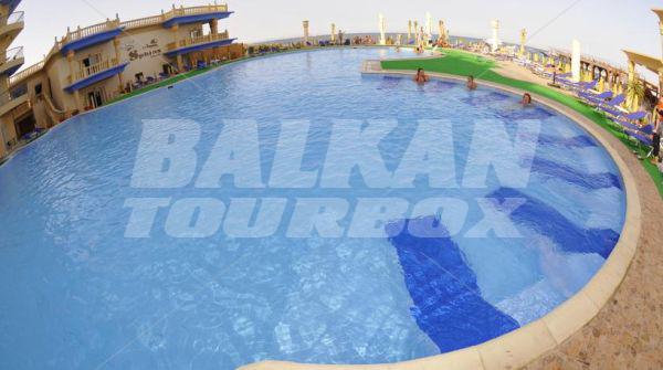 почивка в Sphinx Aqua Park Beach Resort