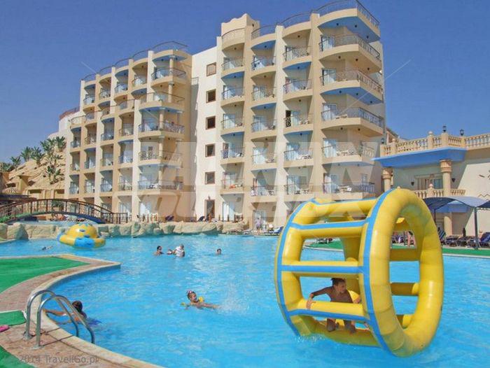 почивка в Sphinx Aqua Park Beach Resort