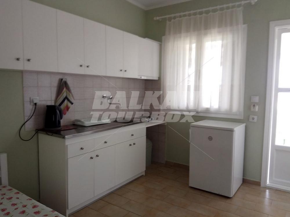 почивка в Garlis Apartments Psakoudia