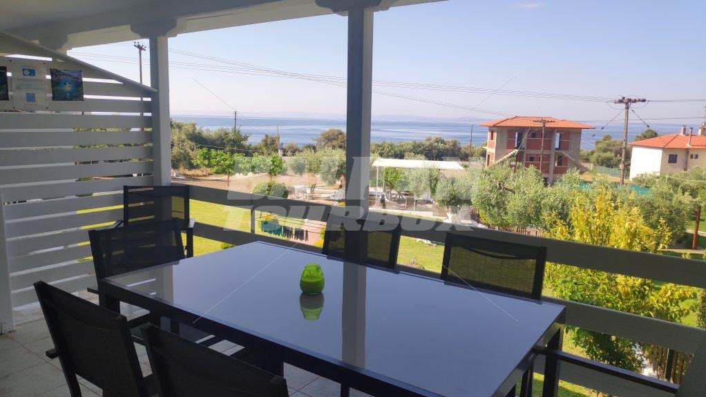 holiday in Garlis Apartments Psakoudia